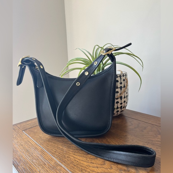 Coach Janice Legacy Bag hobo vintage black  leather 9950 - Picture 1 of 14